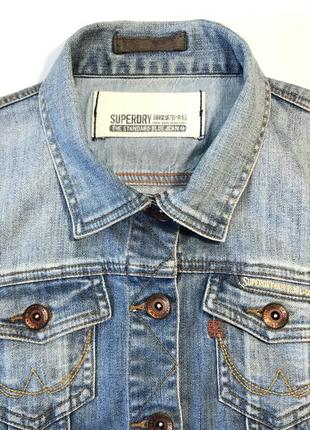 Джинсовая куртка  superdry the standard blu jean  размер s . оригинал.3 фото