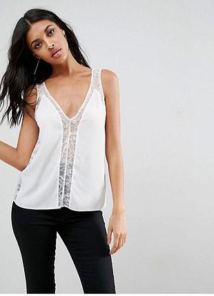 Нежная кружевная маечка