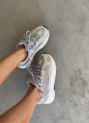 Жіночі кросівки adidas yeezy boost 700 v2 « cream » / женские кроссовки адидас изи