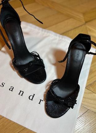 Оригінальні босоніжки sandro paris