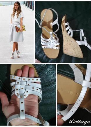 Фірмові базові легкі шкіряні босоніжки танкетка супер зручні 100% шкіра