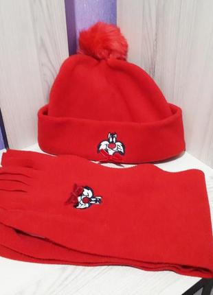Красный комплект шарф и шапочка