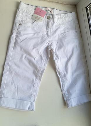 Капри на девочку р.128 германия alive