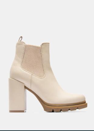 Ботільони беж