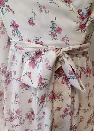 Легка сукня в квіточки5 фото