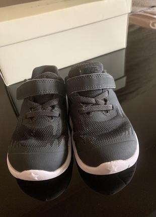 Кросівки nike (23,5eur/6,5uk/15см)2 фото