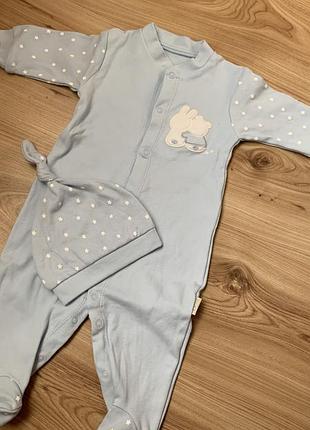 Комплект на хлопчика чоловічок і шапочка