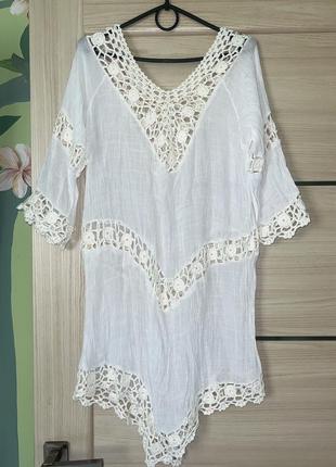 Дуже красива біла пляжна туніка