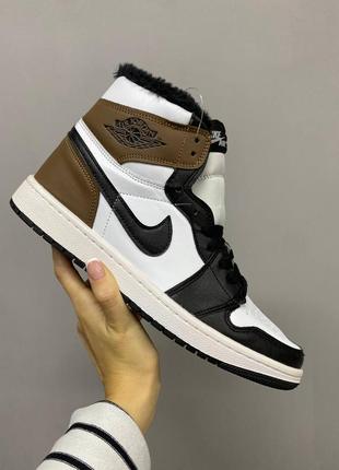 Кросівки air jordan retro high dark mocha fur брак