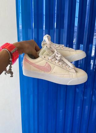 Кросівки жіночі nike blazer low pink glitter/кросівки жіночі найк блейзер7 фото