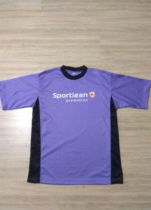 Футболка чоловіча