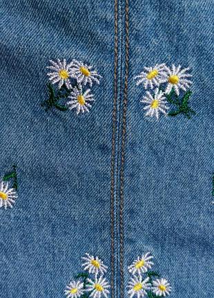 Джинсова спідниця h&m з ромашками 8