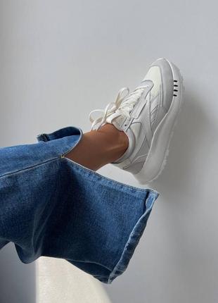 Прекрасные женские кроссовки reebok classic leather legacy white olahraga stockx молочные6 фото