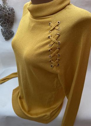 Нежная стильная водолазка