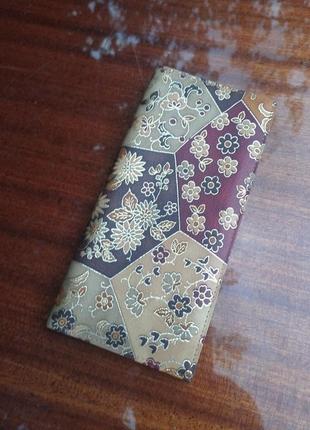 Кошелёк из натуральной кожи.