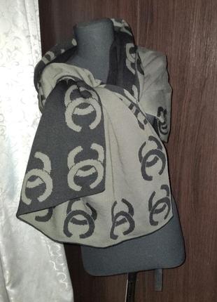 Шарф, палантин в стилі chanel