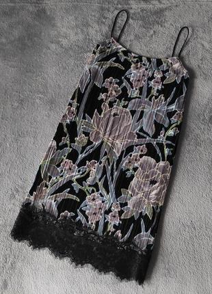 Сукня плісировка в квіти topshop
