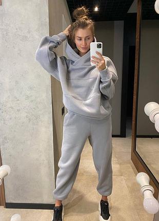 Спортивний костюм