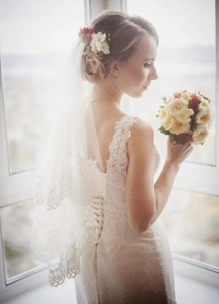 Весільна сукня зі шлейфом4 фото
