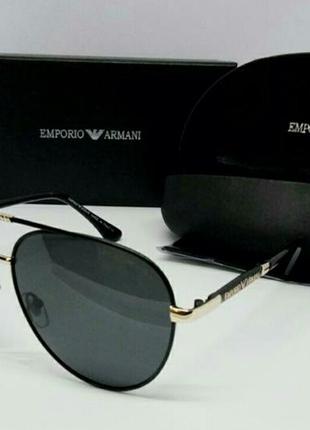 Стильні чоловічі брендові сонцезахисні окуляри чорні краплі з золотом поляризированные