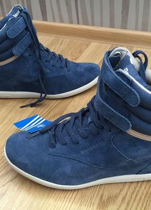 Снікерси reebok.оригінал 40,5