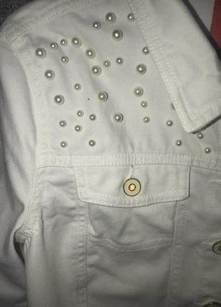 Новая белоснежная джинсовая курточка o’stin4 фото