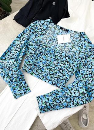 Вкорочена блуза топ з рукавами2 фото