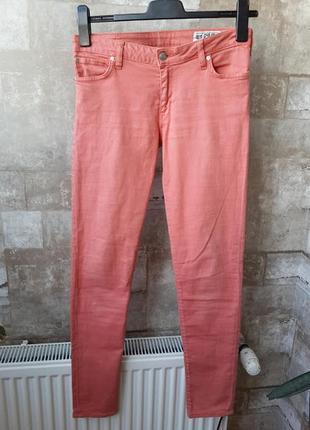 Crocers джинсы персикового цвета зауженного кроя