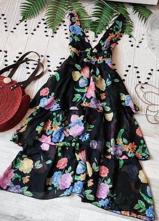 Чорна ярусна сукня в квіти topshop