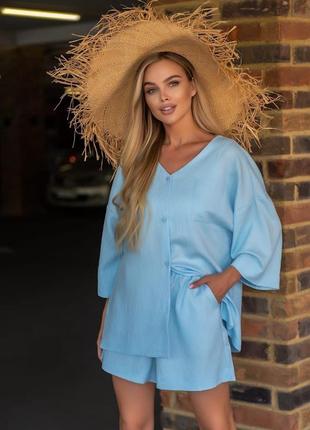 Костюм женский деловой