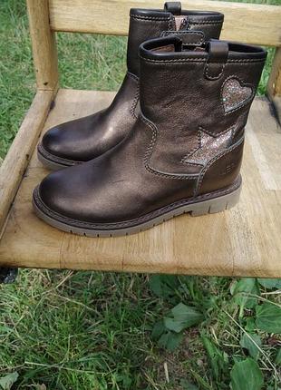 Черевички для дівчинки lepi