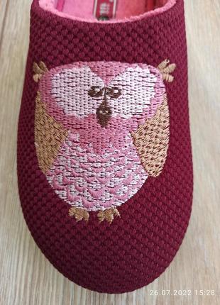 Тапочки жіночі шльопанці жіночі белста закриті