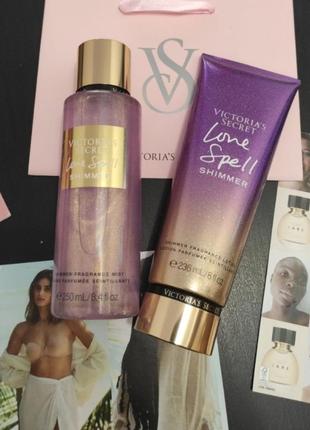 Ідея для подарунка парфумований набір з шимером love spell shimmer victoria's secret вікторія сікрет вікторія сікрет оригінал1 фото