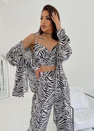 Костюм жіночий