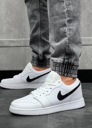 Чоловічі кросівки nike air jordan low all white black x3 фото