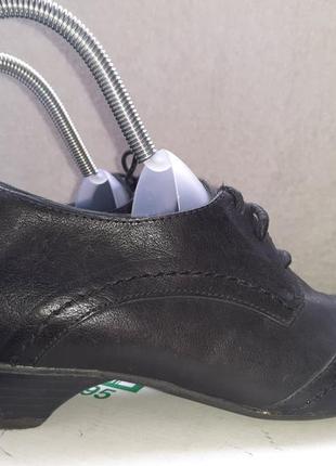 Жіночі добротні шкіряні туфлі лофери на шнурках 37 р2 фото