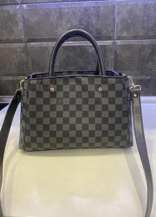 Сумка в стилі lv