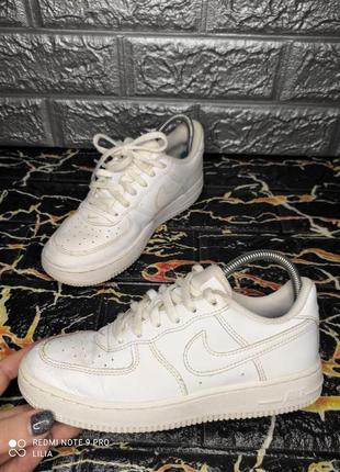 Шкіряні кросівки nike air force 11 фото