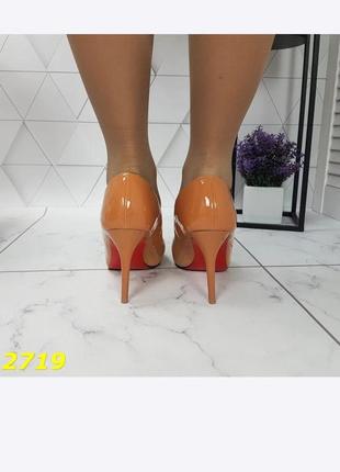 Жіночі туфлі 35-408 фото