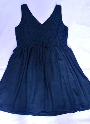 Маленькое черное ажурное платье3 фото