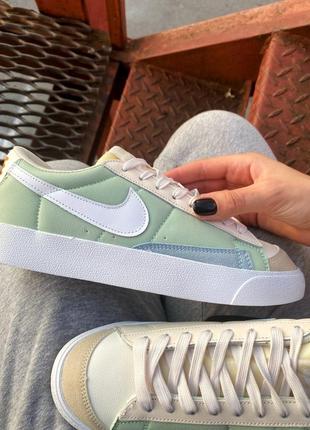 Nike blazer low beige/green новинка жіночі зелені бежеві кросівки найк блейзер брендові жіночі зелені бежеві кросівки демисезон2 фото