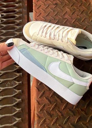 Nike blazer low beige/green новинка жіночі зелені бежеві кросівки найк блейзер женские брендовые зеленые бежевые кроссовки демисезон
