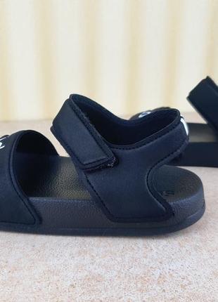 Adidas 32 р. босоніжки сандалі adilette sandal k 19,5 см.5 фото