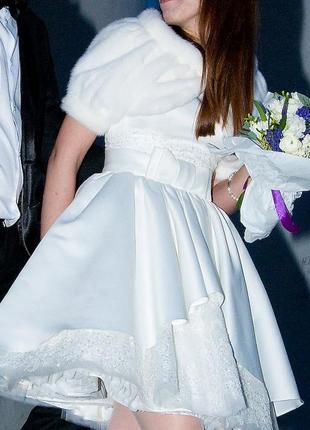 Очень красивое винтажное свадебное платье в стиле одри хэпберн3 фото