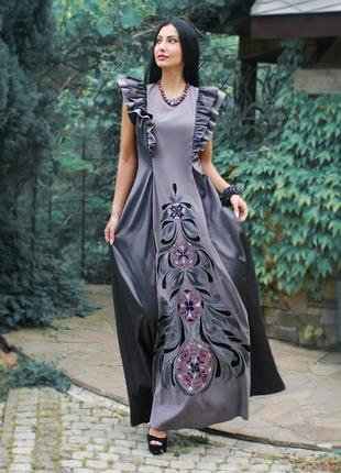 Ошатне вишите плаття "лісова німфа" ручна вишивка гладдю4 фото