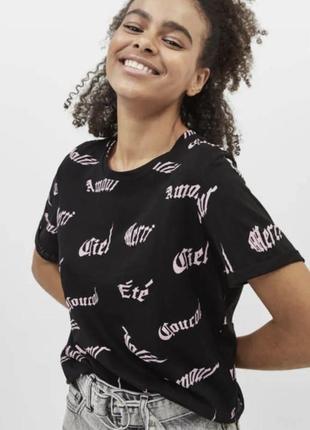 Футболка с принтом bershka р.хс