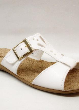 Шлепанцы inblu белые на низком ходу 37 38