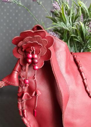 Шкіряна красива червона сумка  в новому стані2 фото