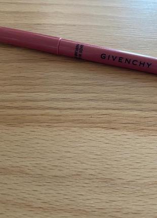 Автоматичний водостійкий олівець для очей givenchy khol couture waterproof retractable eyeliner2 фото