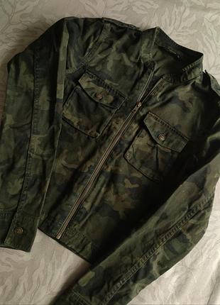 Джинсова куртка